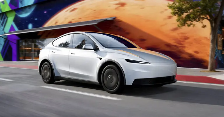 টেসলার সাশ্রয়ী দামের গাড়ি